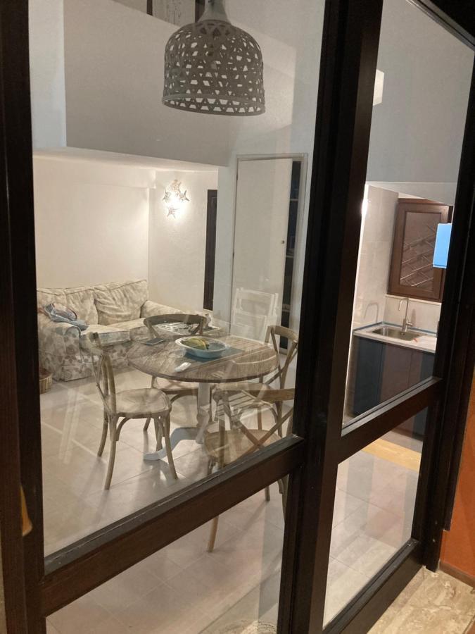 Villasimius Il Patio Sul Porto Dış mekan fotoğraf